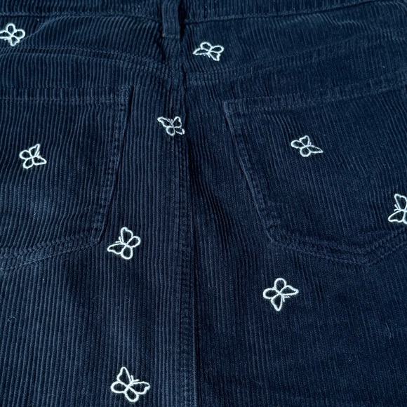 Women’s corduroy navy blue mini skirt from PacSun with butterfly detail - Picture 3 of 5